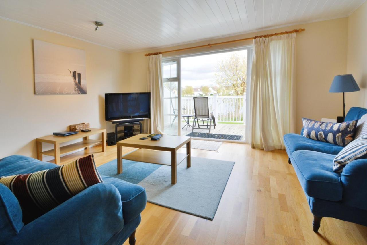 Nyhavn Lakeside Cottage Cirencester Eksteriør bilde