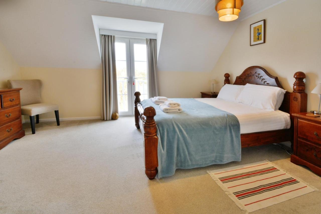 Nyhavn Lakeside Cottage Cirencester Eksteriør bilde