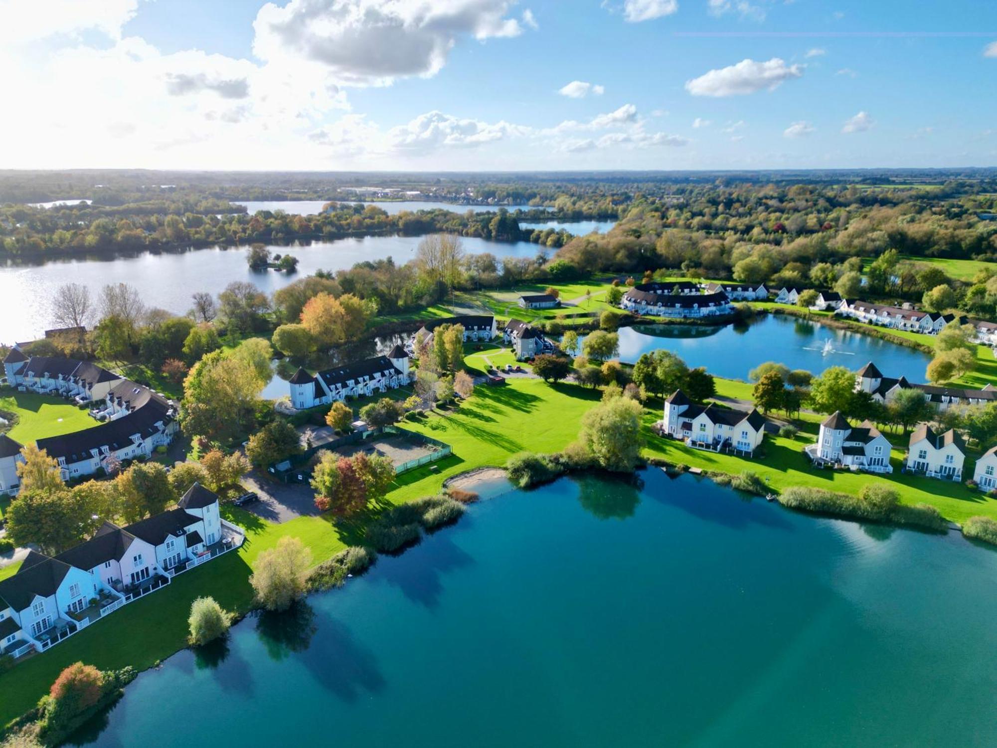Nyhavn Lakeside Cottage Cirencester Eksteriør bilde